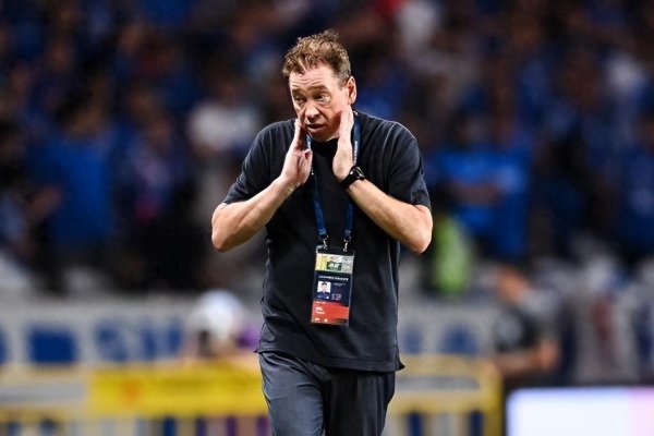 股票杠杆配资网 主帅决定球队的发展方向，上海海港和申花走向两个极端